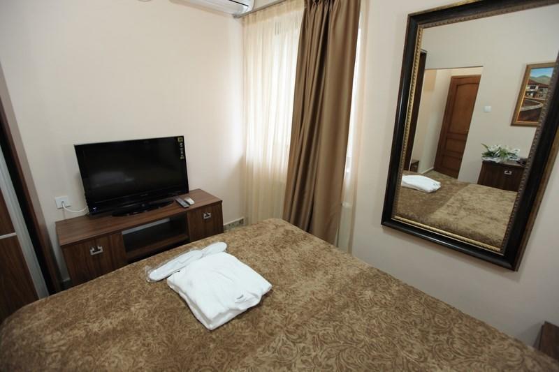 Hotel Kratis Kratovo Habitación foto